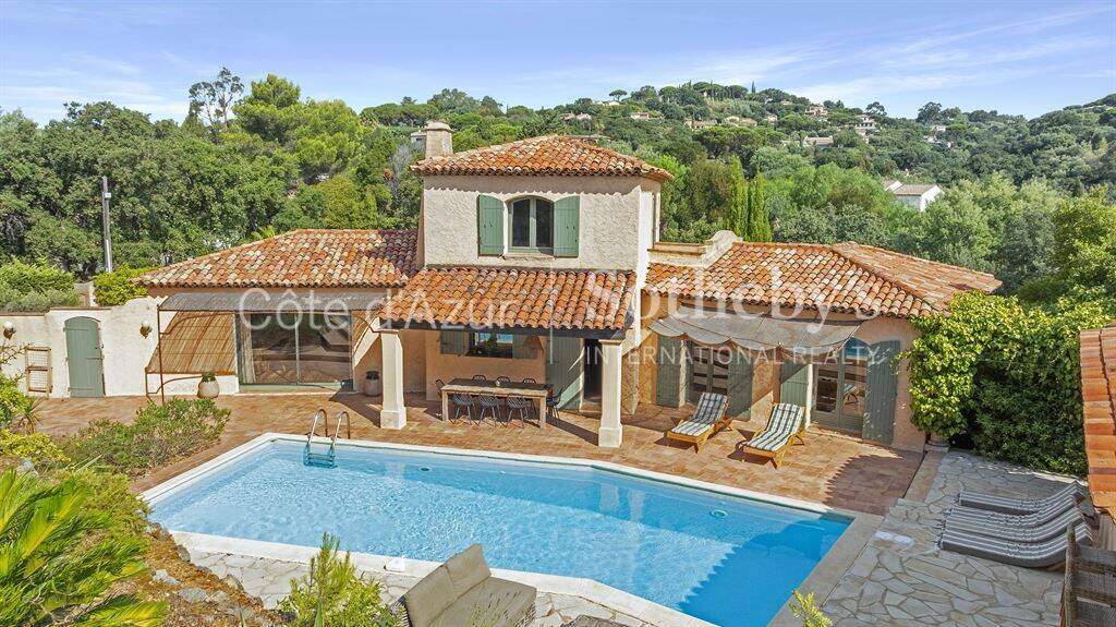Maison à vendre, 185m², LA CROIX VALMER