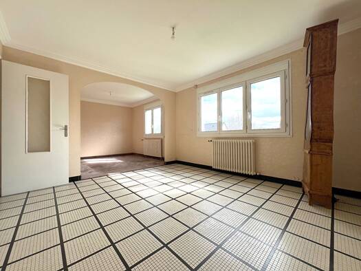 Maison à vendre 295 000 € 4 pièces 3 chambres 78 m² 450 m² de terrain Ouest Thouaré-sur-Loire 44470