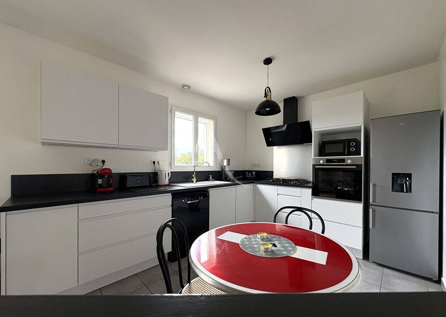Maison à vendre, 90m², SAINTE RADEGONDE DES NOYERS