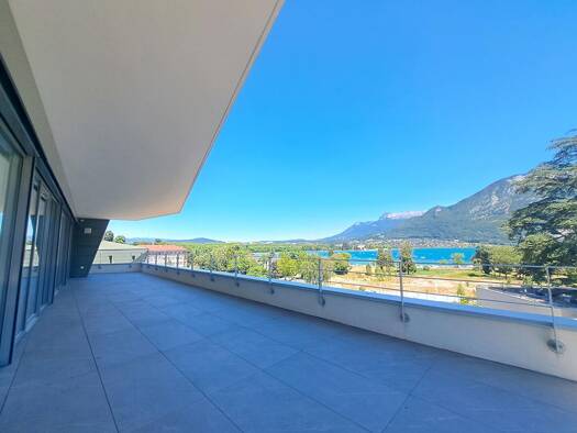 Appartement à vendre 1 545 000 € 4 pièces 3 chambres 110,52 m² Étage 5/7 Thiou et Semnoz Annecy 74000