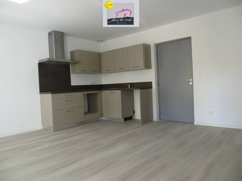 Maison à louer, 44m², LEZIGNAN CORBIERES