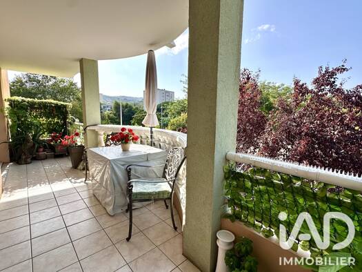 Appartement à vendre 468 000 € 3 pièces 2 chambres 71 m² Étage 2/4 Le Capet Sainte-Maxime 83120