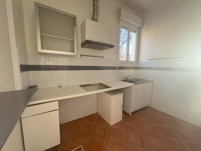 Maison à louer, 47m², MARSEILLE 11E