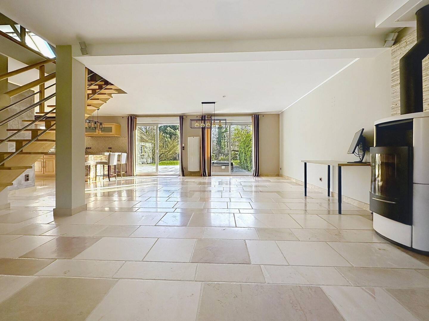 Maison à vendre, 194m², MILLY LA FORET