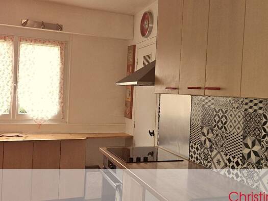 Appartement à vendre 135 000 € 6 pièces 4 chambres 105,6 m² RDC/5 Saint-André-les-Vergers 10120