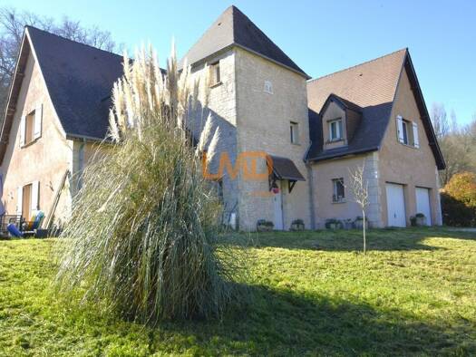 Maison à vendre 325 000 € 8 pièces 5 chambres 258 m² 1 500 m² de terrain Coursac 24430