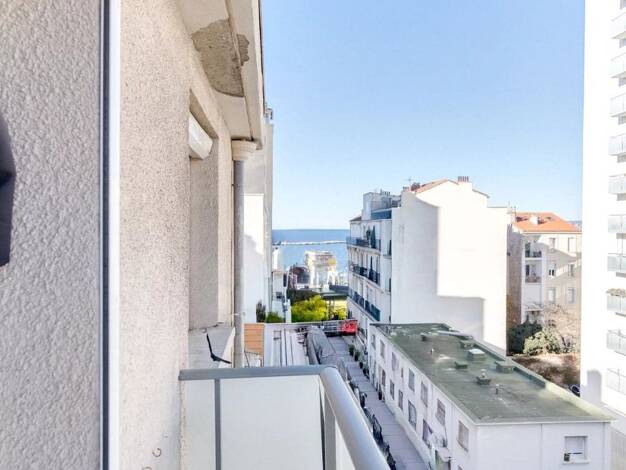 Appartement à vendre 189 000 € 1 pièce 34 m² 5ème étage Le Pharo Marseille 7ème arrondissement 13007