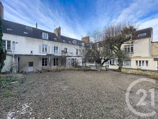 Maison à vendre 1 285 880 € 20 pièces 1 chambre 900 m² 1 055 m² de terrain Compiègne 60200