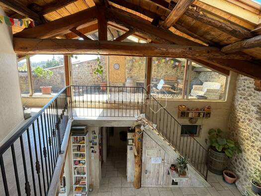 Maison à louer 1 145 € 5 pièces 3 chambres 170 m² 729 m² de terrain Champis 07440