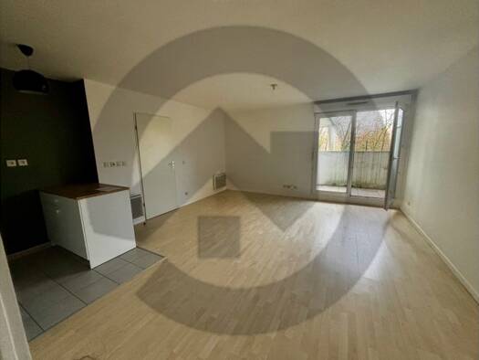 Appartement à louer 850 € 2 pièces 1 chambre 44,5 m² RDC/3 Carrières-sous-Poissy 78955