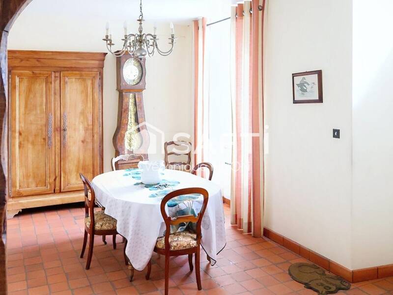 Maison à vendre, 129m², CHATEAU GONTIER