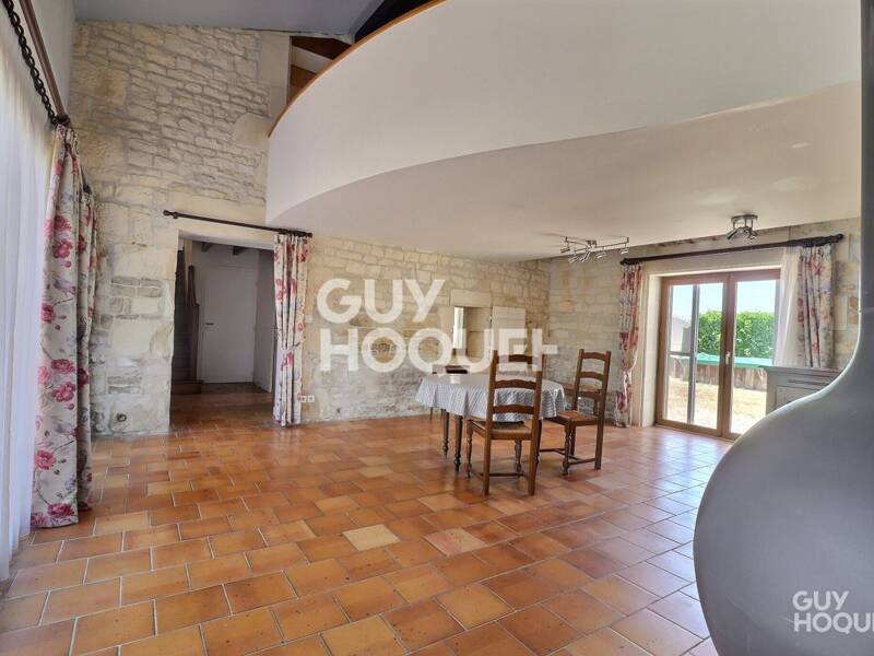 Maison à vendre, 200m², SURGERES