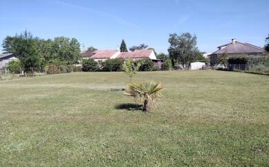 Terrain viabilisé à vendre 98 000 € 898 m² de terrain Gare-La Clavelle Gaillac 81600