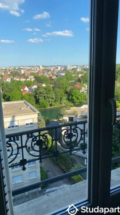Appartement à louer 550 € 1 pièce 2 chambres 12 m² 4ème étage Jaures Joinville-le-Pont 94340