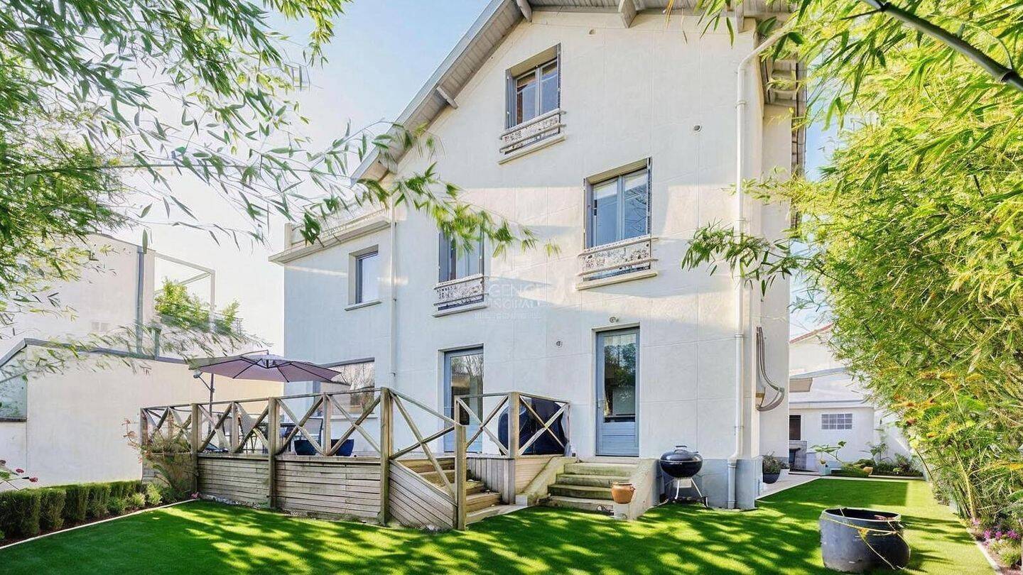 Maison à vendre, 170m², SEVRES