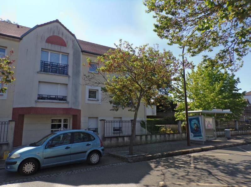 Maison à louer, 61m², VOISINS LE BRETONNEUX