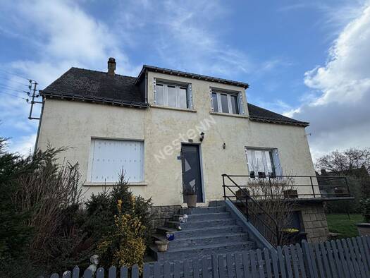 Maison à vendre 150 000 € 5 pièces 4 chambres 107 m² 1 240 m² de terrain Loyat 56800