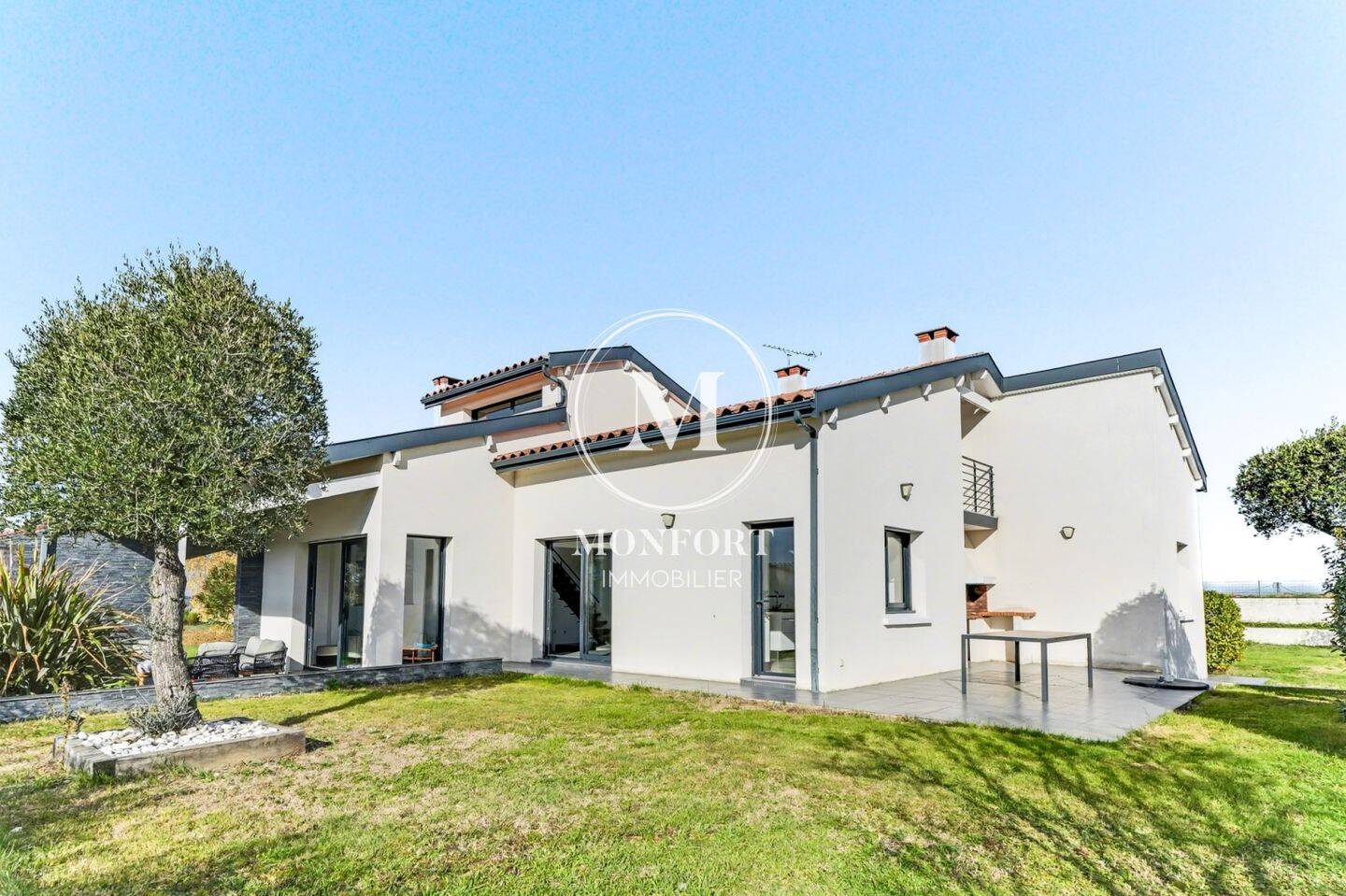 Maison à vendre, 210m², LAPEYROUSE FOSSAT