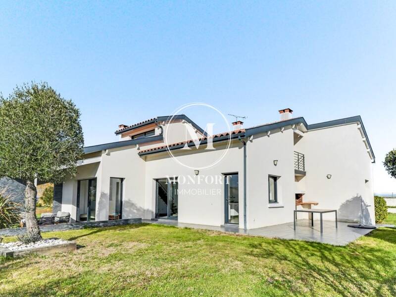 Maison à vendre, 210m², LAPEYROUSE FOSSAT