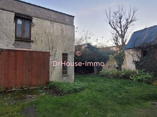 Parking à vendre 15 000 € 30 m² Beaune-la-Rolande 45340