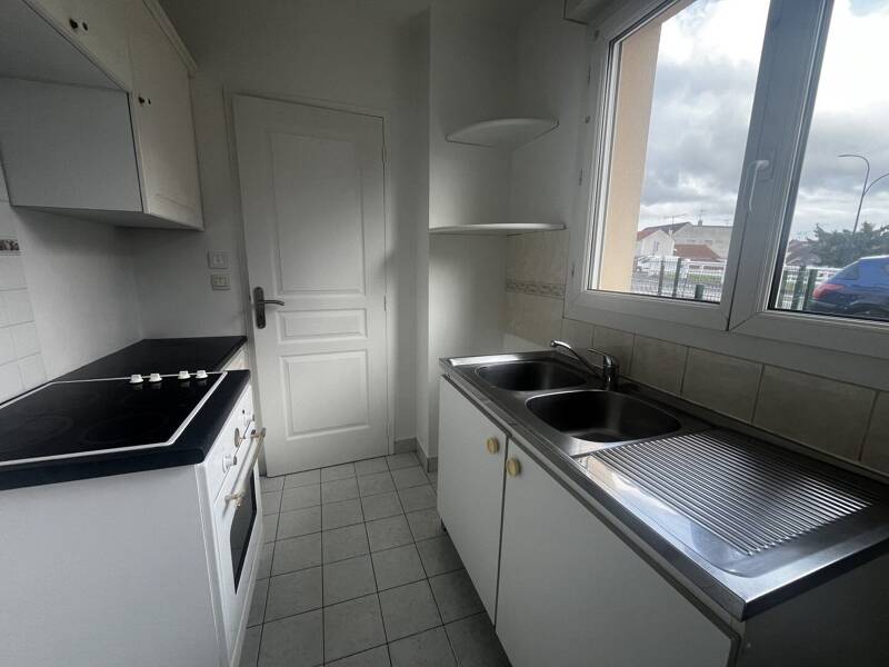 Maison à louer, 50m², ESBLY