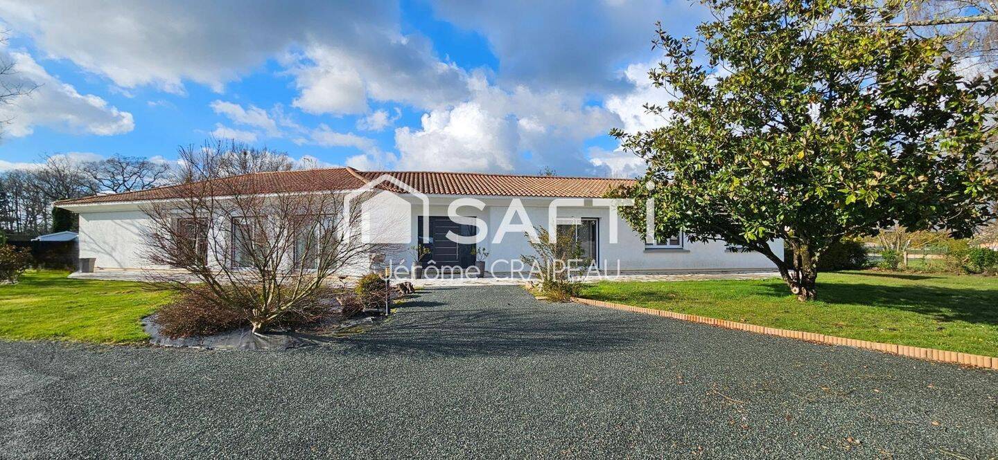 Maison à vendre, 212m², LA ROCHE SUR YON