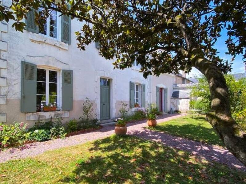 Maison à vendre, 190m², NEUILLE PONT PIERRE