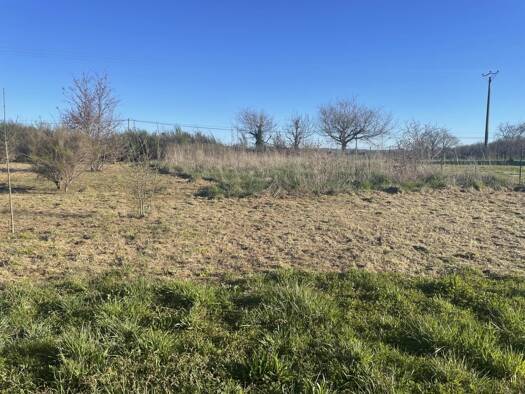 Terrain constructible à vendre 30 000 € 1 691 m² de terrain Galgan 12220