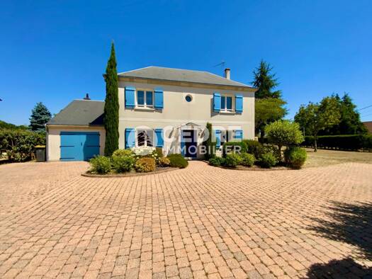 Maison à vendre 499 000 € 7 pièces 5 chambres 180,12 m² 2 560 m² de terrain Nord Est Chécy 45430