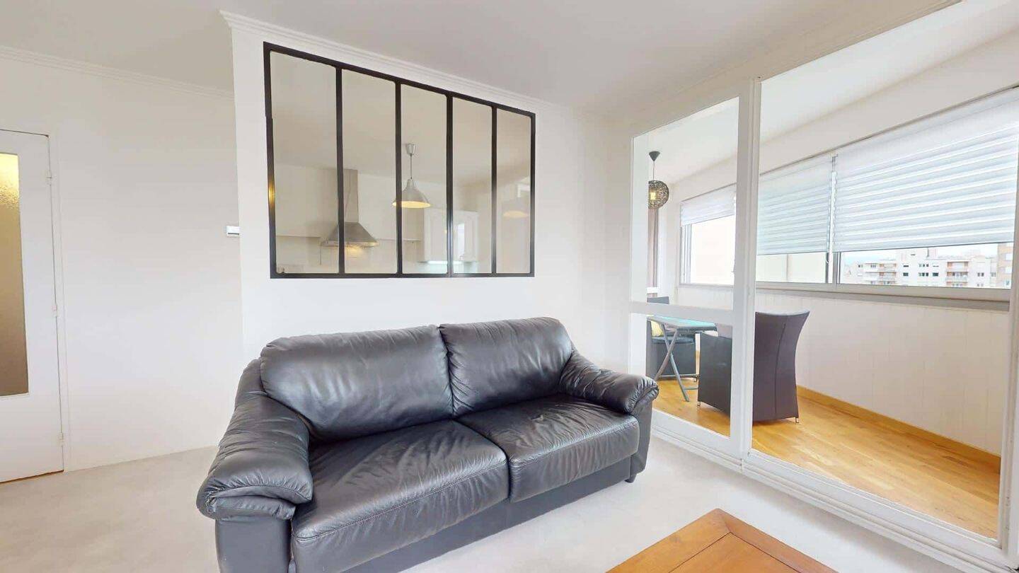 Room in Avenue Salvador Allende, Villeurbanne for 98 m² with 3 b — 15