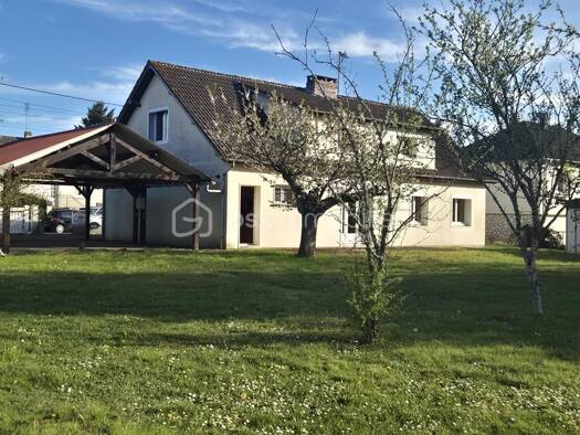 Maison à vendre 170 000 € 6 pièces 5 chambres 120 m² 1 439 m² de terrain Gien le Vieux Gien 45500