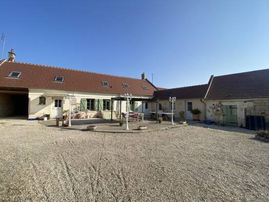 Maison à vendre 315 000 € 7 pièces 5 chambres 150 m² 1 815 m² de terrain Élincourt-Sainte-Marguerite 60157
