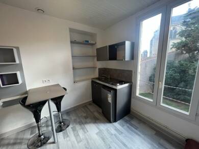 Appartement à louer 300 € 1 pièce 20 m² Saint Maixent l Ecole 79400