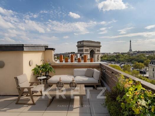 Appartement à vendre - Première occupation 4 700 000 € 5 pièces 3 chambres 195 m² Étage 6/6 Ternes-Maillot Paris 17ème arrondissement 75017
