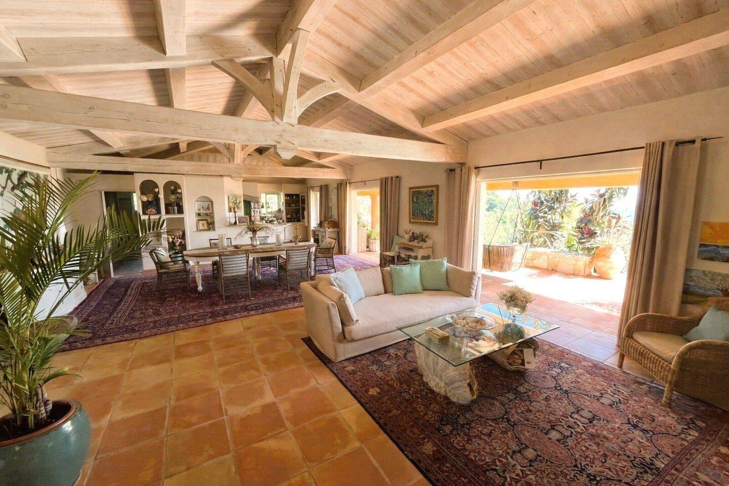 Maison à vendre, 252m², RAYOL CANADEL SUR MER