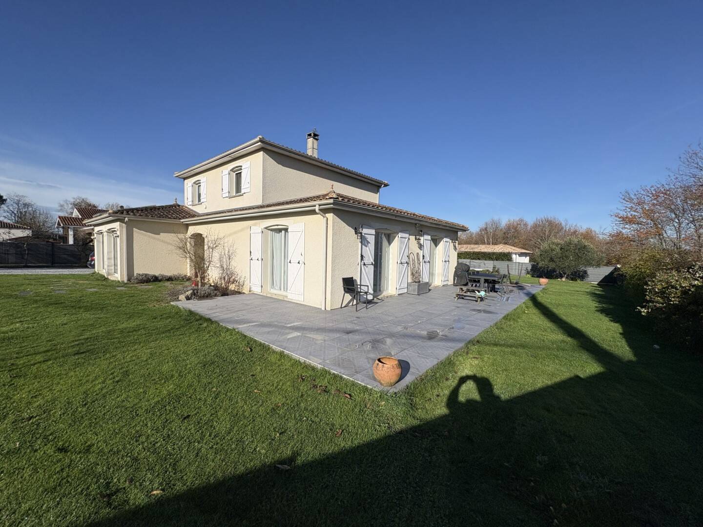 Maison à vendre, 227m², SAINT CAPRAIS DE BORDEAUX