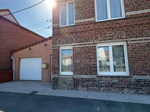 Maison à vendre 143 375 € 4 pièces 2 chambres 91 m² 696 m² de terrain Blaringhem 59173
