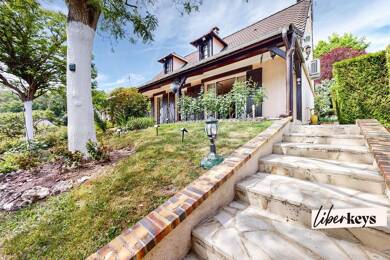 Maison à vendre 465 000 € 8 pièces 6 chambres 215 m² 1 005 m² de terrain Ézy-sur-Eure 27530