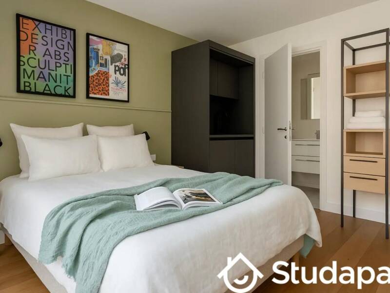 Maison à louer, 0m², PARIS 18E