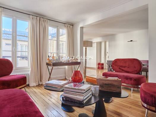 Appartement à vendre 1 350 000 € 3 pièces 2 chambres 68 m² Étage 4/4 Rennes Paris 6ème arrondissement 75006