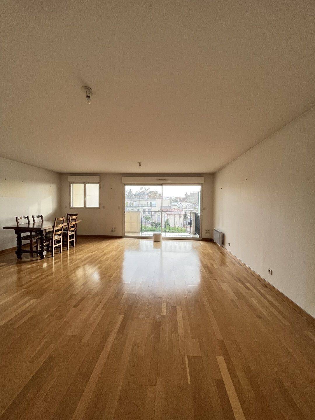 Maison à louer, 90m², SAINT MAUR DES FOSSES