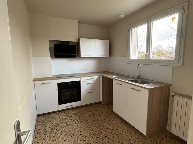 Maison à louer, 65m², SAINT AULAIRE