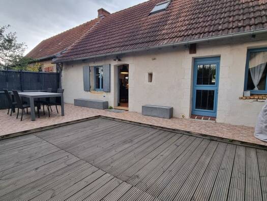Maison à vendre 160 500 € 4 pièces 2 chambres 110 m² 220 m² de terrain Saint Eloy de Gy 18110