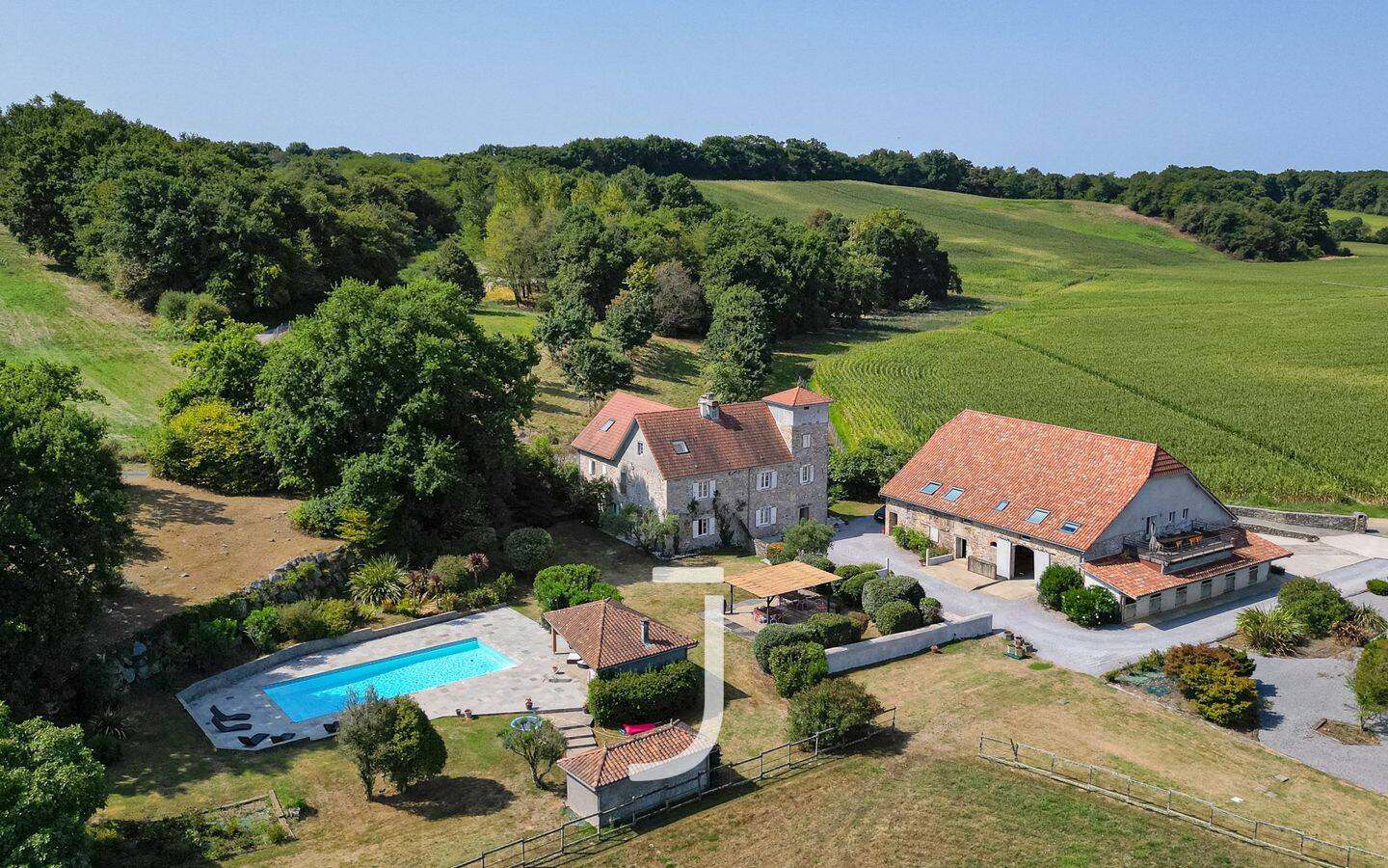 Maison à vendre, 561m², SAUVETERRE DE BEARN