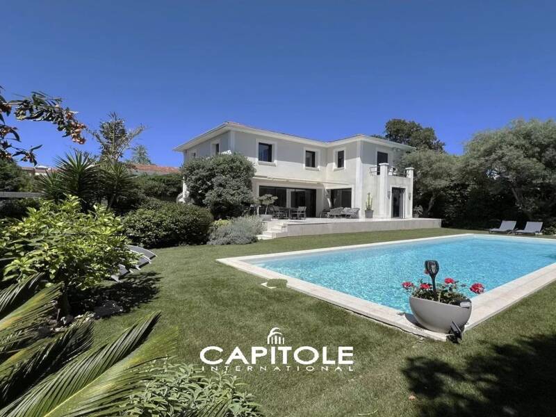 Maison à vendre, 247m², ANTIBES