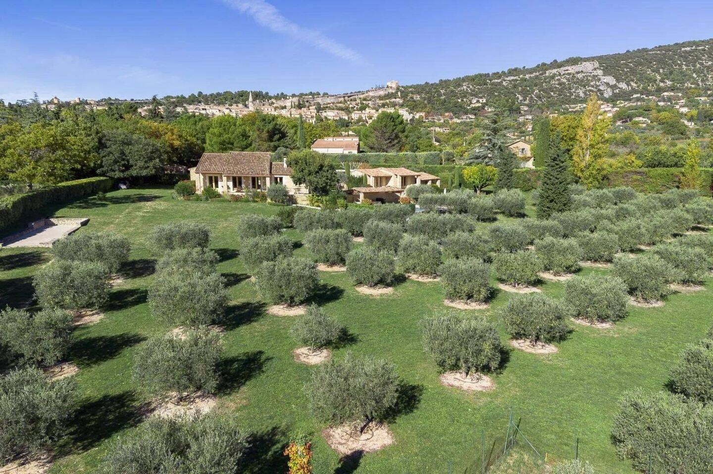 Maison à vendre, 246m², SAINT SATURNIN LES APT