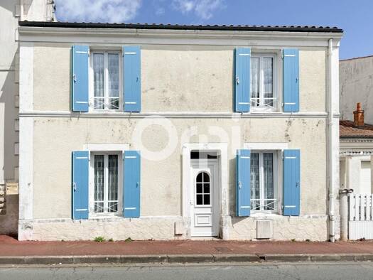 Maison de ville à vendre 315 000 € 4 pièces 3 chambres 101,47 m² 123 m² de terrain Fouras 17450