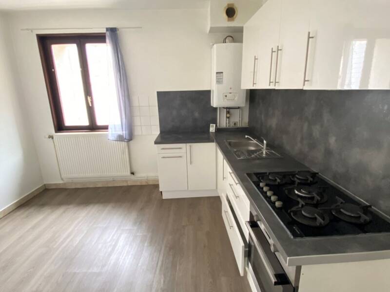 Maison à louer, 64m², HEYRIEUX