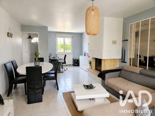 Pavillon à vendre 254 000 € 5 pièces 4 chambres 120 m² 443 m² de terrain Breteuil 60120