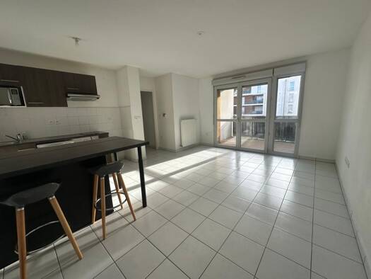 Appartement à vendre 165 000 € 2 pièces 1 chambre 44 m² 1er étage Zone d'Activité Sud Balma 31130